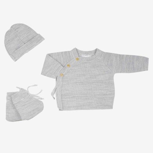 Brassiere Bebe En Laine Ou Coton Elle Rechauffe Bebe A La Maternite
