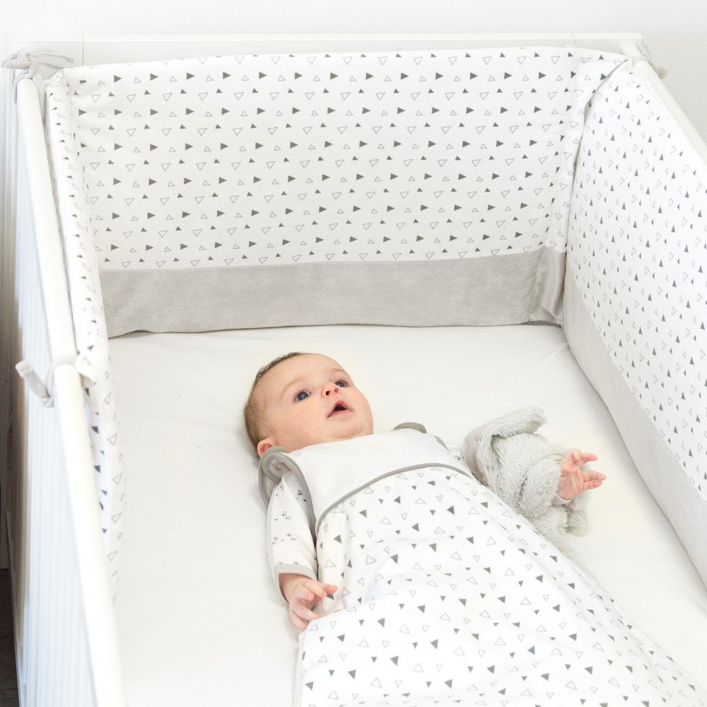 Paracolpi Unisex Bianco E Grigio Triangoli