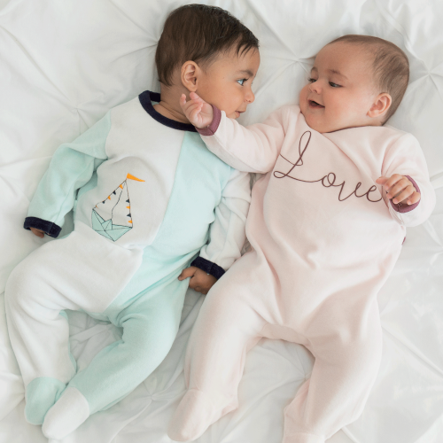 White And Blue Velvet Baby Pyjamas With Boat Embroidery And Back Closure White And Blue Velvet Baby Pyjamas With Boat Embroidery And Back Closure